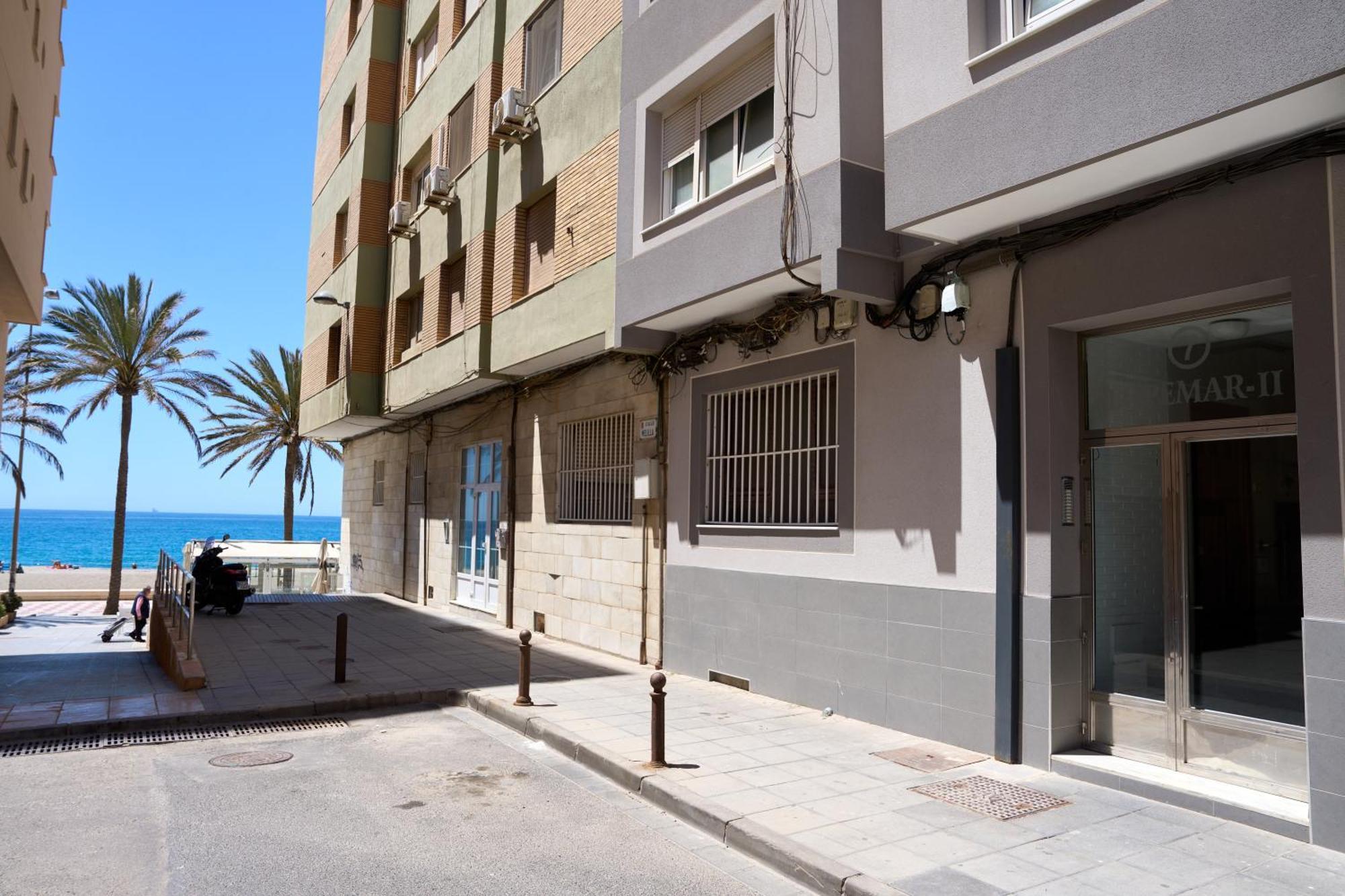 Paseo Maritimo - Apartamento A Estrenar, A Pie De Playa, Con 2 Banos アルメリア エクステリア 写真