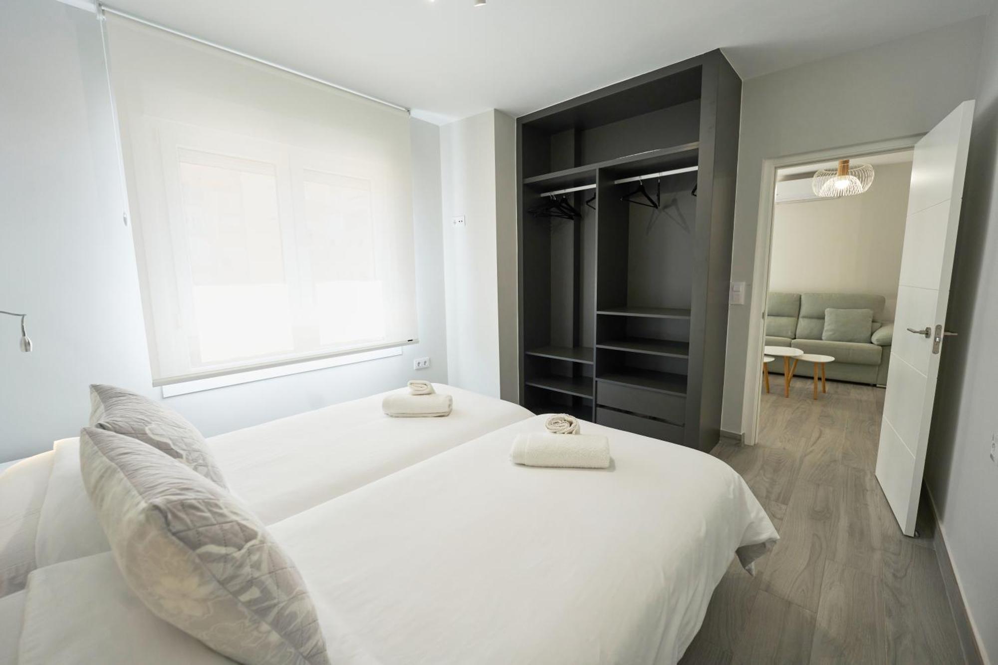 Paseo Maritimo - Apartamento A Estrenar, A Pie De Playa, Con 2 Banos アルメリア エクステリア 写真